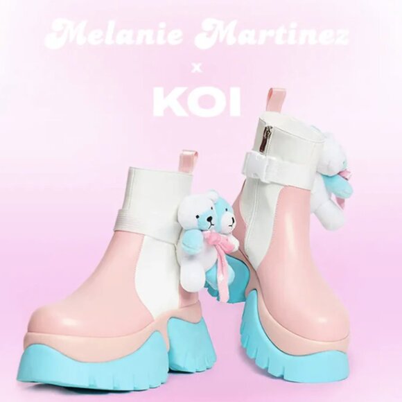 Melanie Martinez X KOI Teddy Bear Pastel Platform Boots Women's Size 6 - Picture 2 of 15